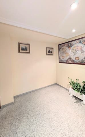 Oficina de 2 habitaciones en Centro, Elche / Elx en alquiler - 750 € (Ref: 9677991)