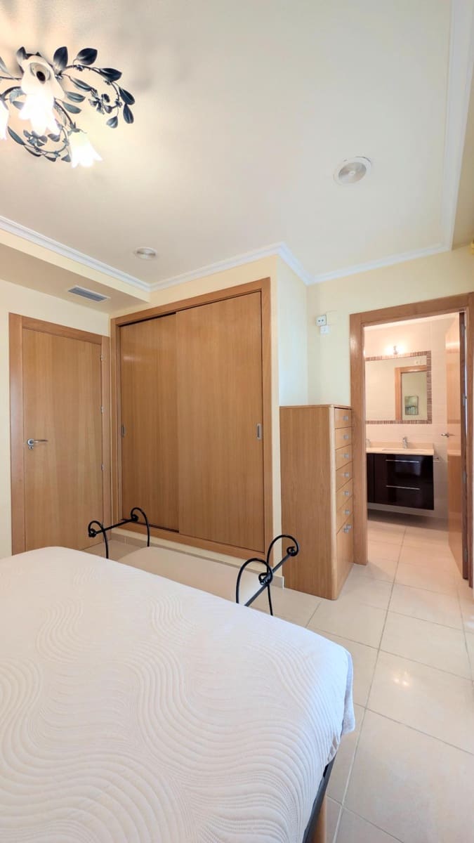 3 sypialnia Willa do wynajęcia w Santa Pola z basenem garażem - 2 500 € (Ref: 9677992)