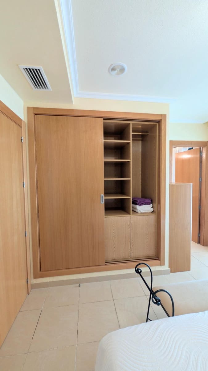 3 sypialnia Willa do wynajęcia w Santa Pola z basenem garażem - 2 500 € (Ref: 9677992)