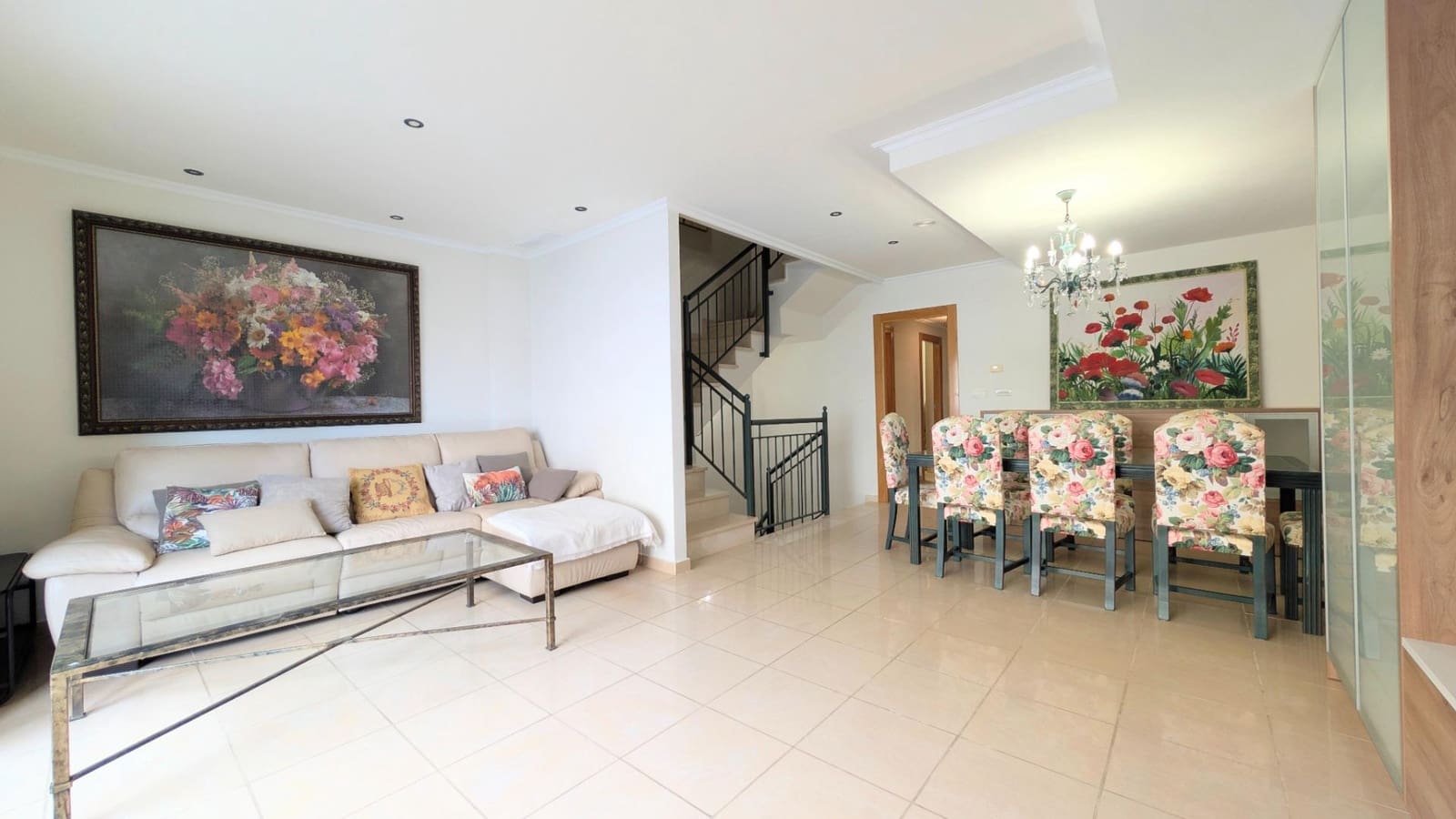 3 sypialnia Willa do wynajęcia w Santa Pola z basenem garażem - 2 500 € (Ref: 9677992)