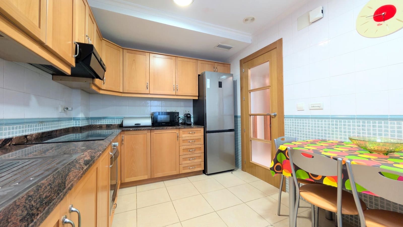 3 sypialnia Willa do wynajęcia w Santa Pola z basenem garażem - 2 500 € (Ref: 9677992)