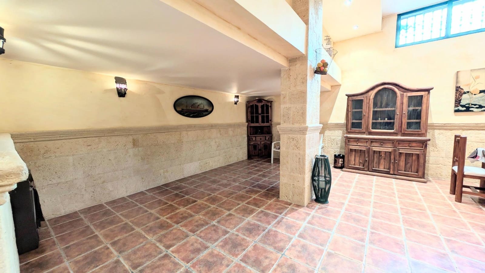 3 sypialnia Willa do wynajęcia w Santa Pola z basenem garażem - 2 500 € (Ref: 9677992)