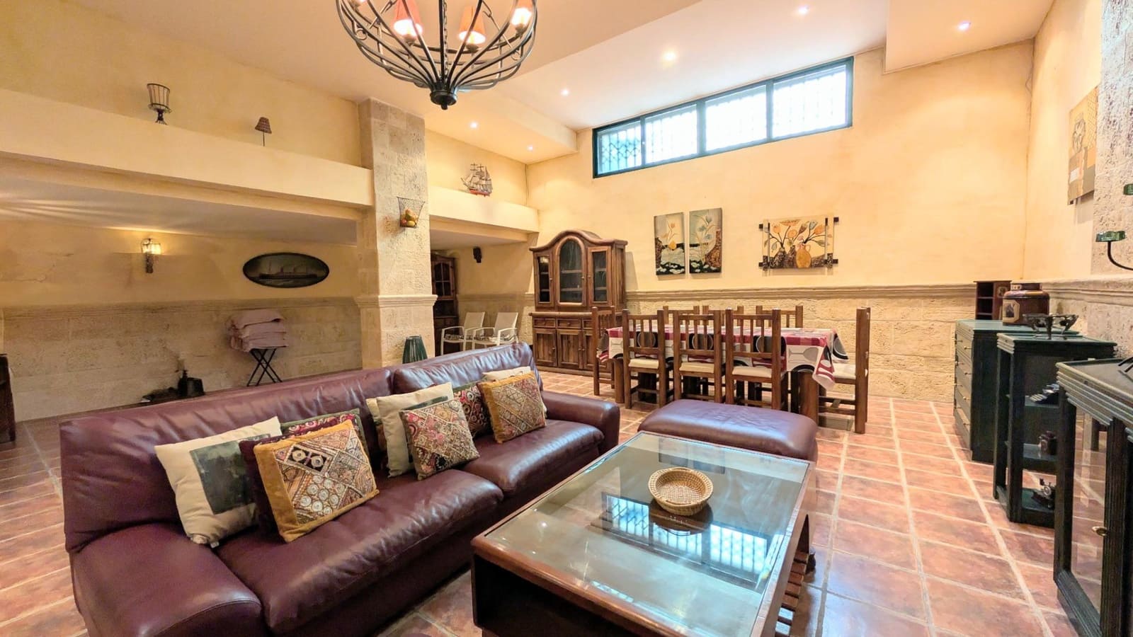 3 sypialnia Willa do wynajęcia w Santa Pola z basenem garażem - 2 500 € (Ref: 9677992)