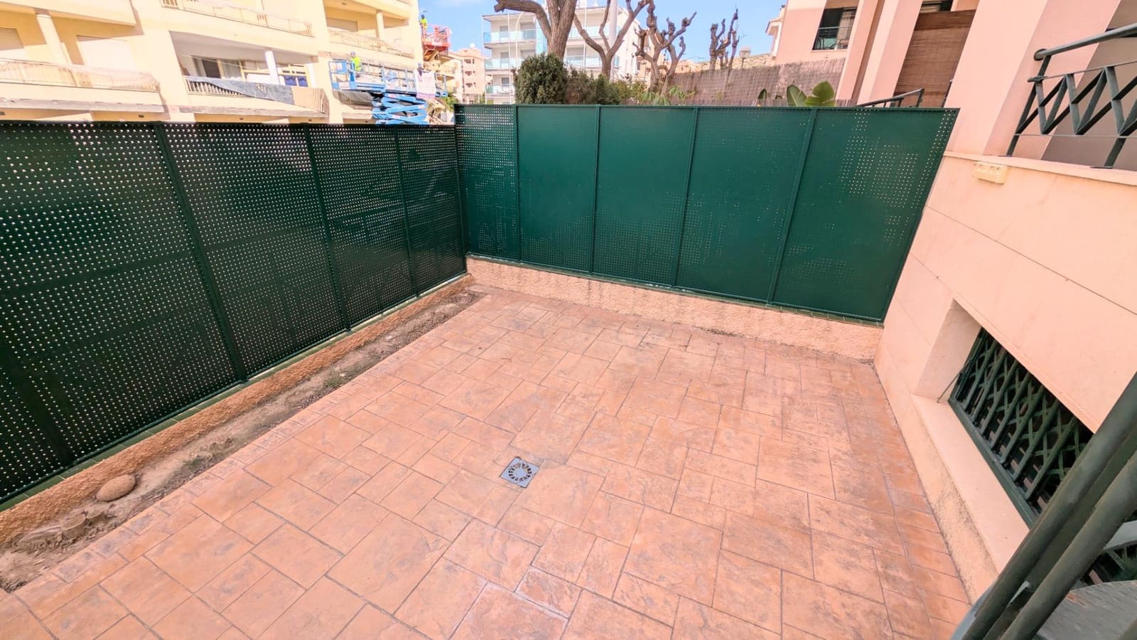 3 sypialnia Willa do wynajęcia w Santa Pola z basenem garażem - 2 500 € (Ref: 9677992)