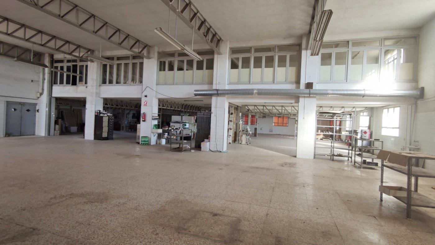 Firma/Unternehmen zu vermieten in Elche / Elx mit Garage - 3.000 € (Ref: 9677993)