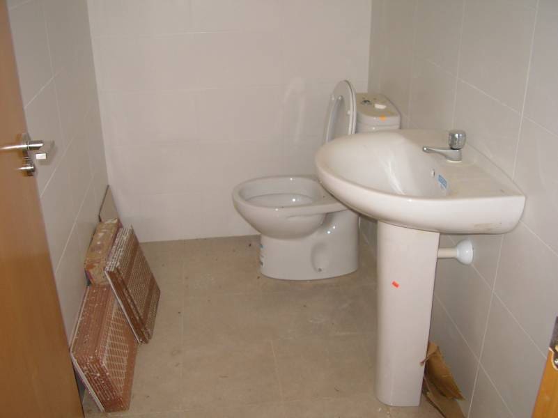 Gewerbe zu vermieten in Elche / Elx - 700 € (Ref: 9677994)