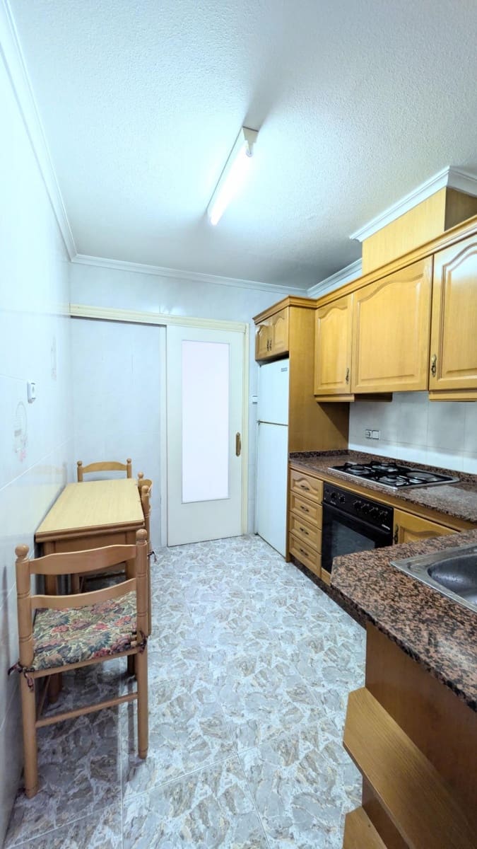 3 soveværelse Lejlighed til salg i Elche / Elx - € 143.000 (Ref: 9679848)