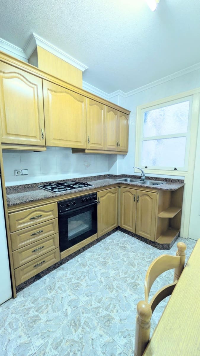 3 soveværelse Lejlighed til salg i Elche / Elx - € 143.000 (Ref: 9679848)