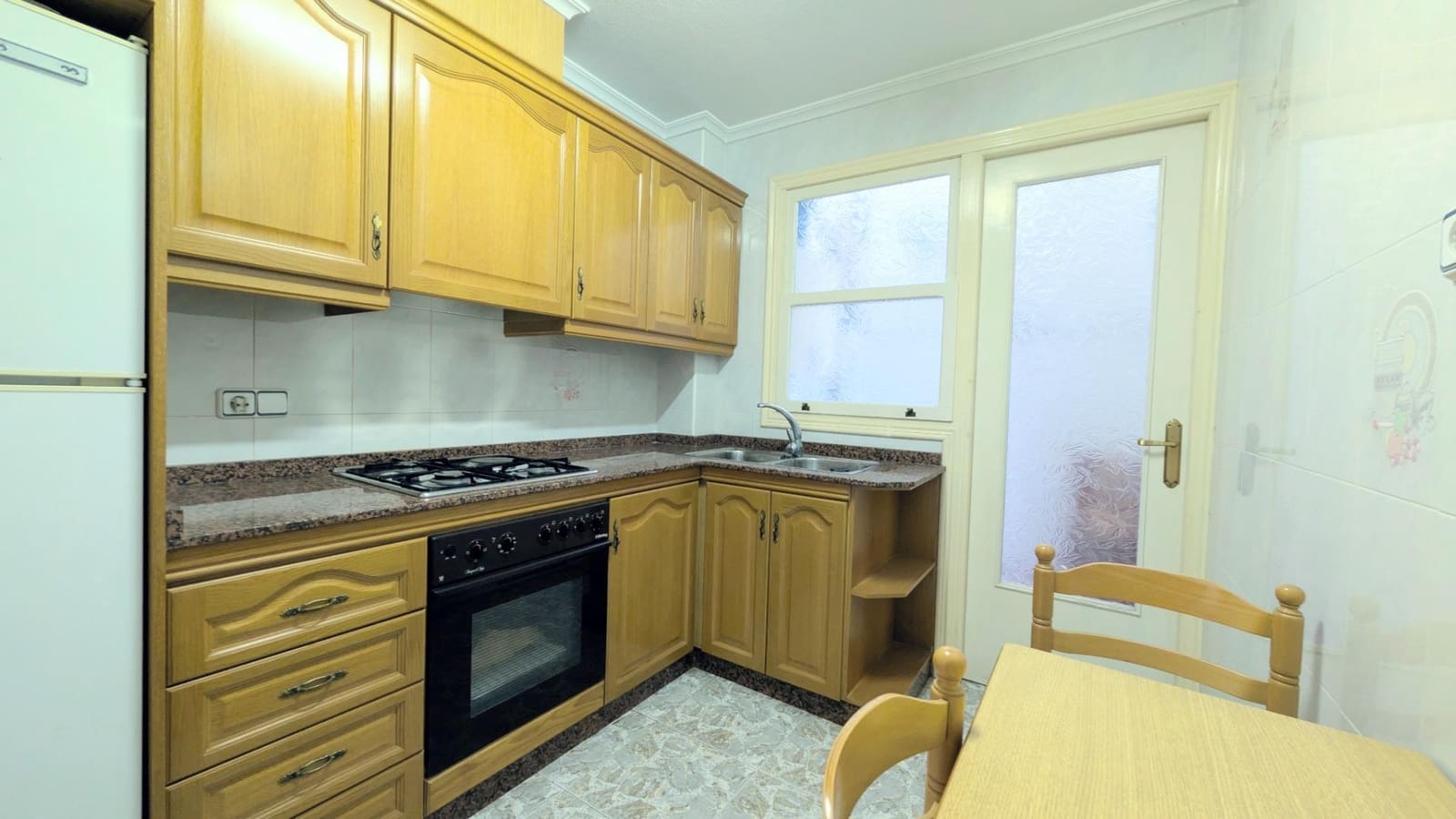 3 soveværelse Lejlighed til salg i Elche / Elx - € 143.000 (Ref: 9679848)