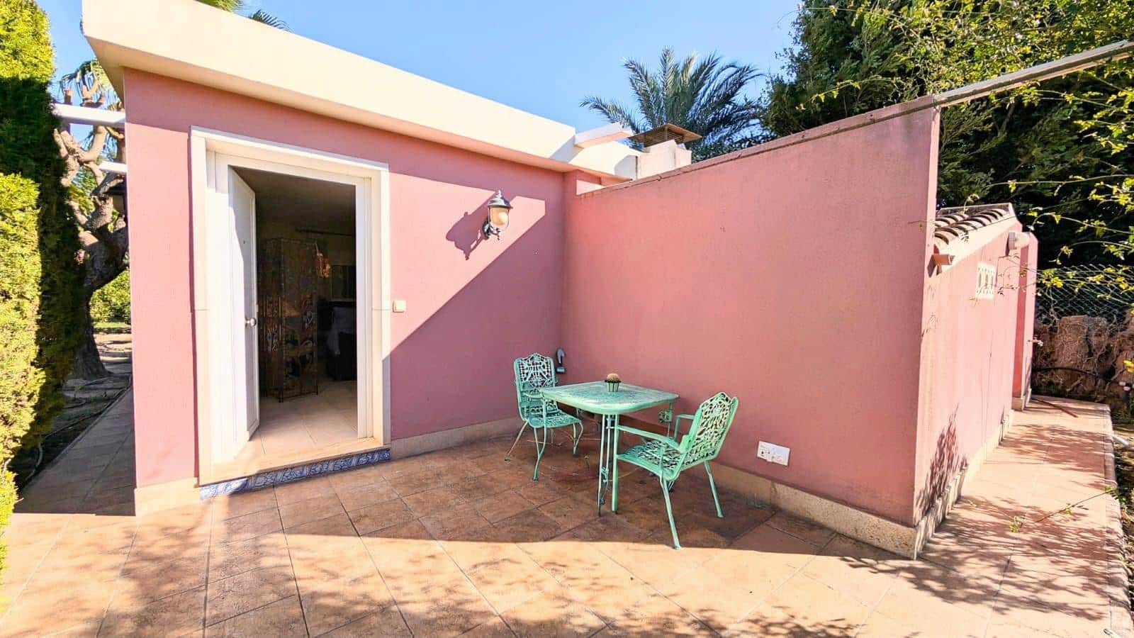 5 bedroom Villa for sale in Perleta with pool - € 1,100,000 (Ref: 9679850)