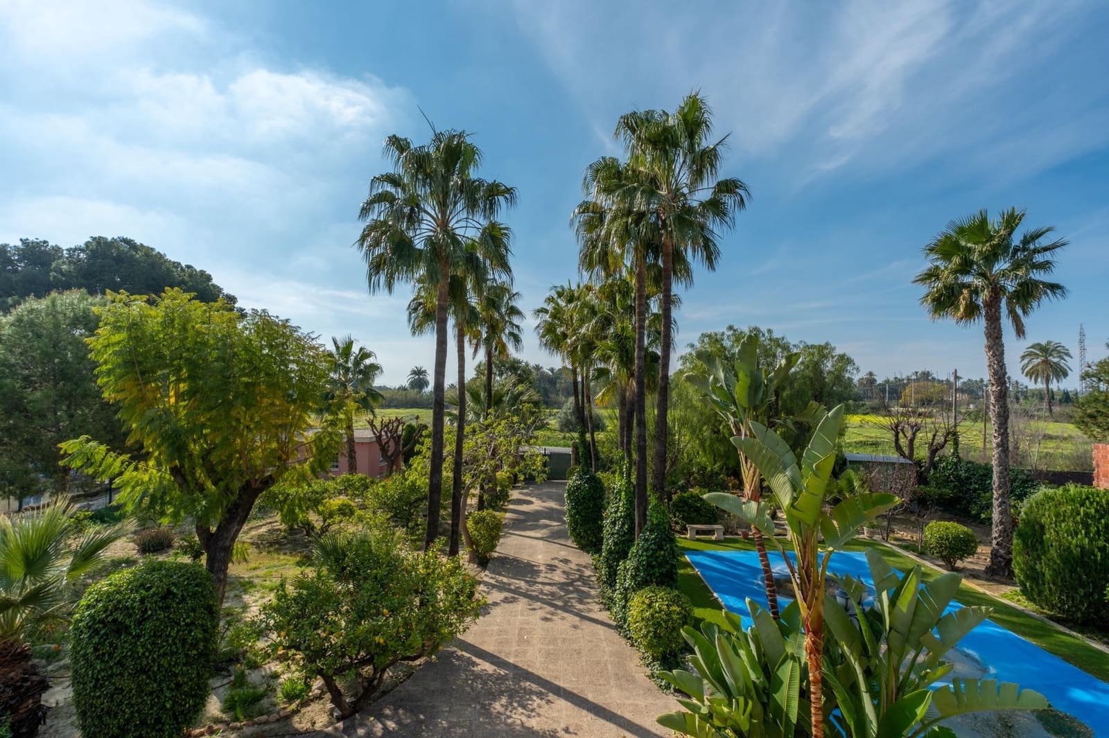 5 bedroom Villa for sale in Perleta with pool - € 1,100,000 (Ref: 9679850)