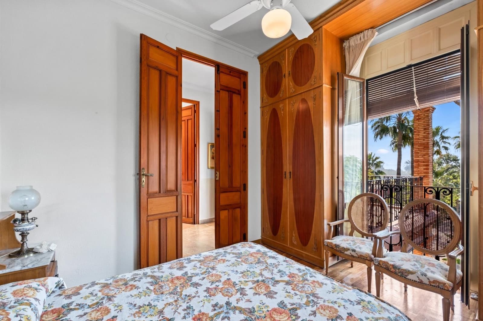 5 bedroom Villa for sale in Perleta with pool - € 1,100,000 (Ref: 9679850)