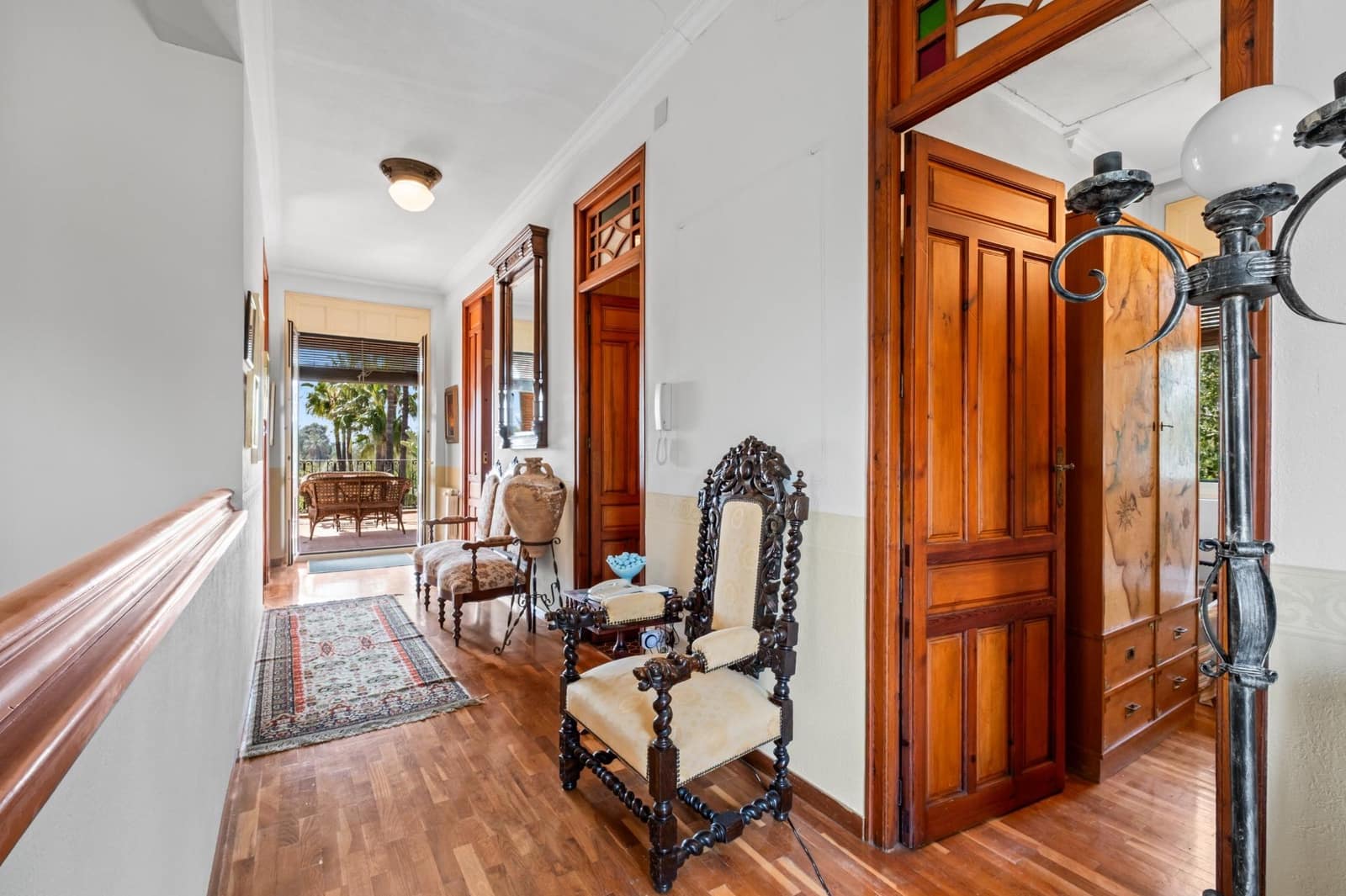 5 bedroom Villa for sale in Perleta with pool - € 1,100,000 (Ref: 9679850)