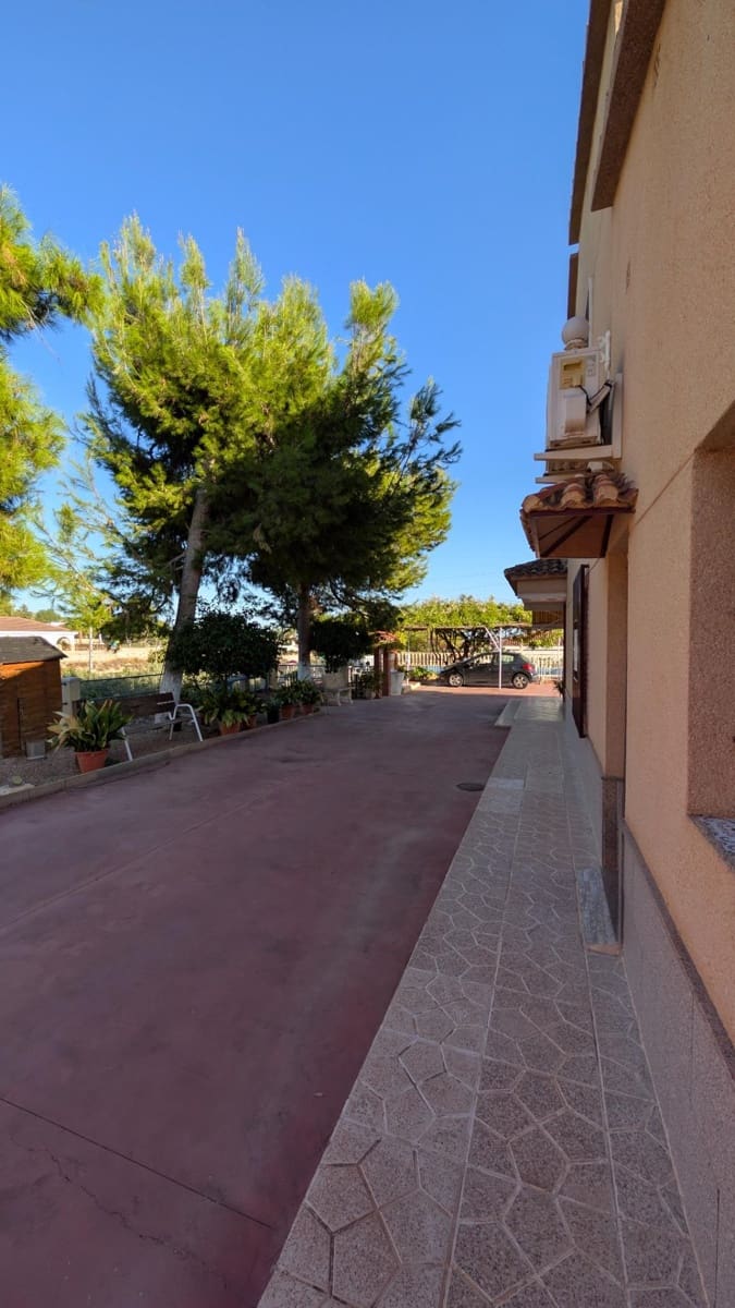 5 soverom Villa til salgs i Albatera med svømmebasseng garasje - € 299 000 (Ref: 9679854)