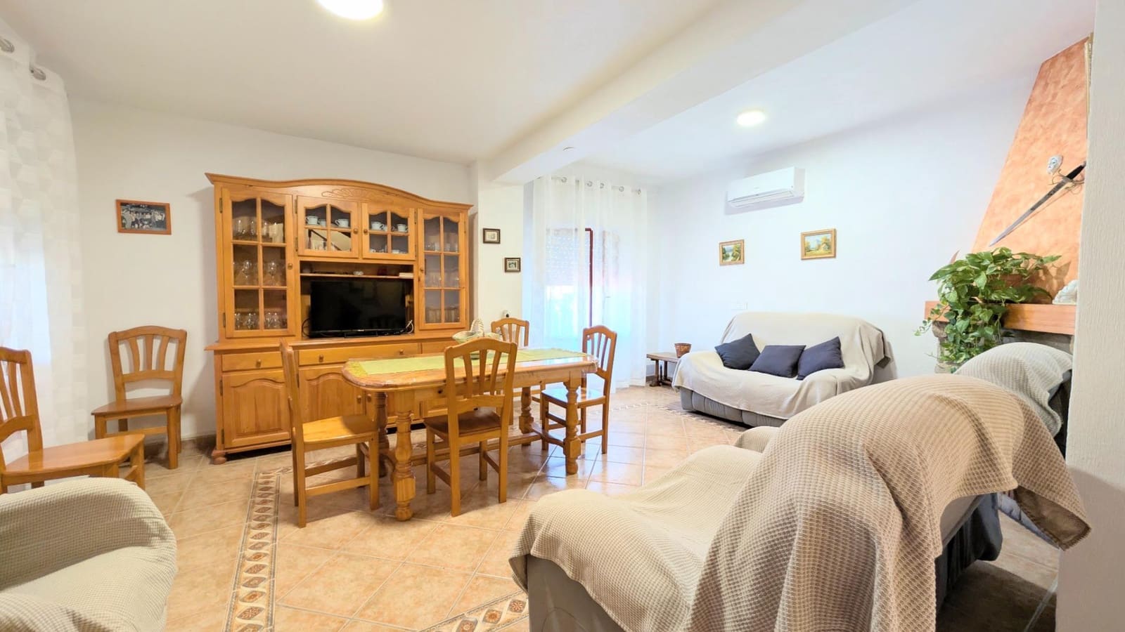 5 soverom Villa til salgs i Albatera med svømmebasseng garasje - € 299 000 (Ref: 9679854)