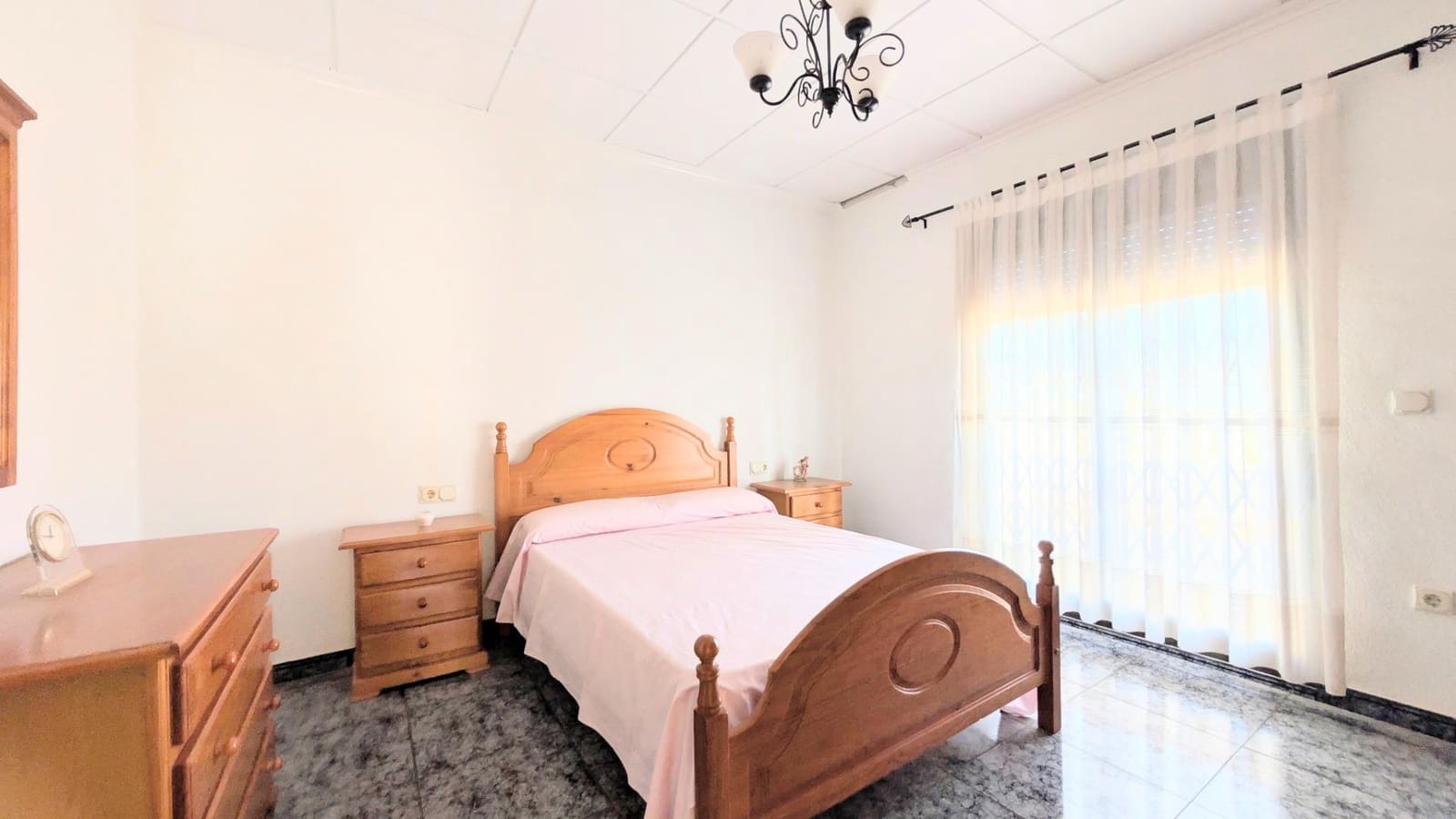 5 soverom Villa til salgs i Albatera med svømmebasseng garasje - € 299 000 (Ref: 9679854)