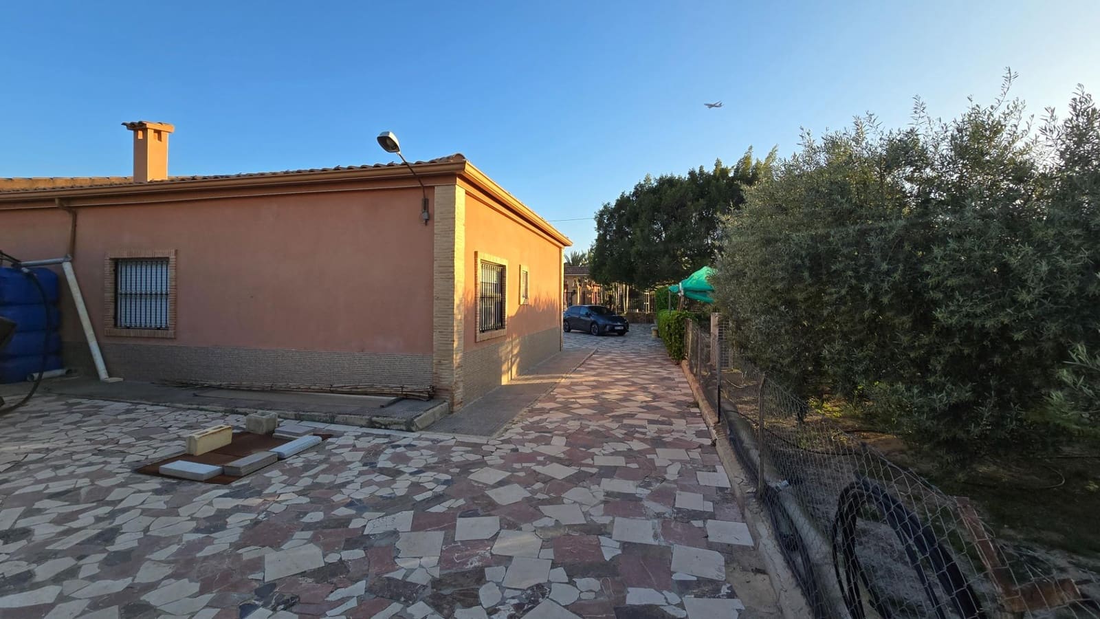 Chalet de 3 habitaciones en Elche / Elx en venta con piscina - 339.000 € (Ref: 9679855)