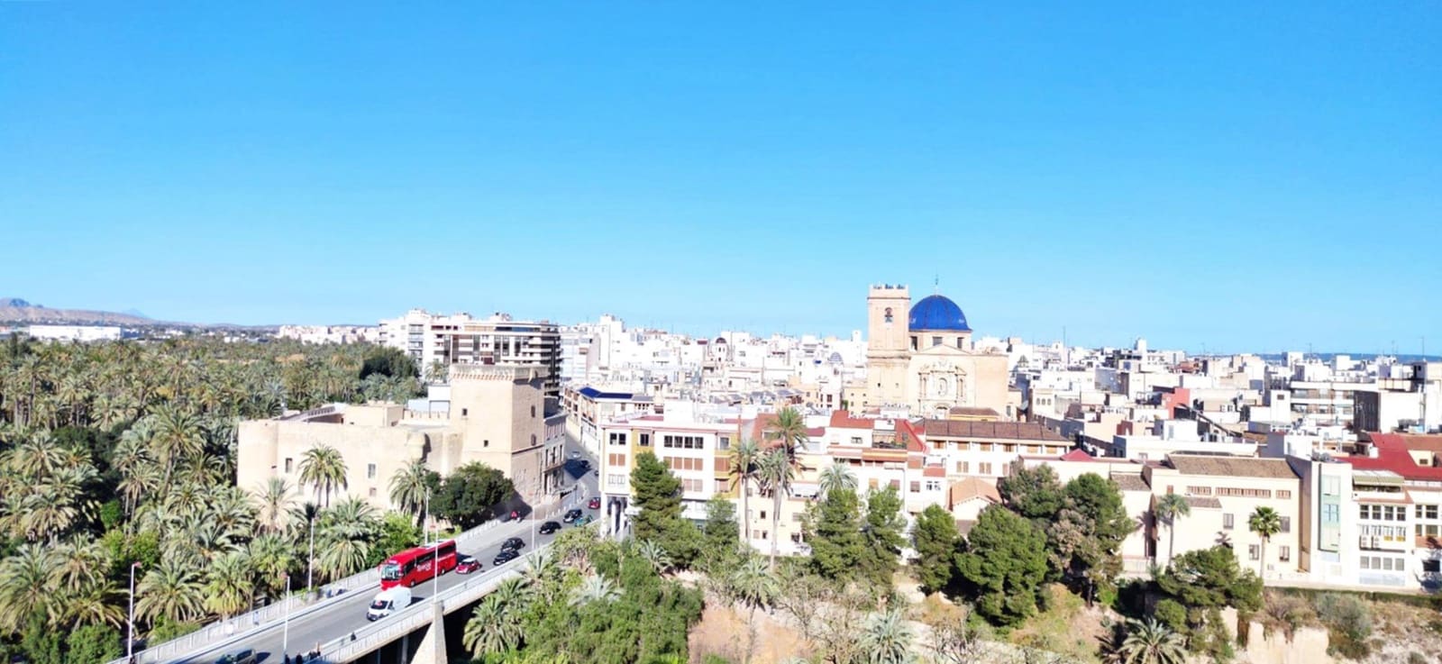 6 soveværelse Lejlighed til salg i Elche / Elx - € 599.000 (Ref: 9679858)