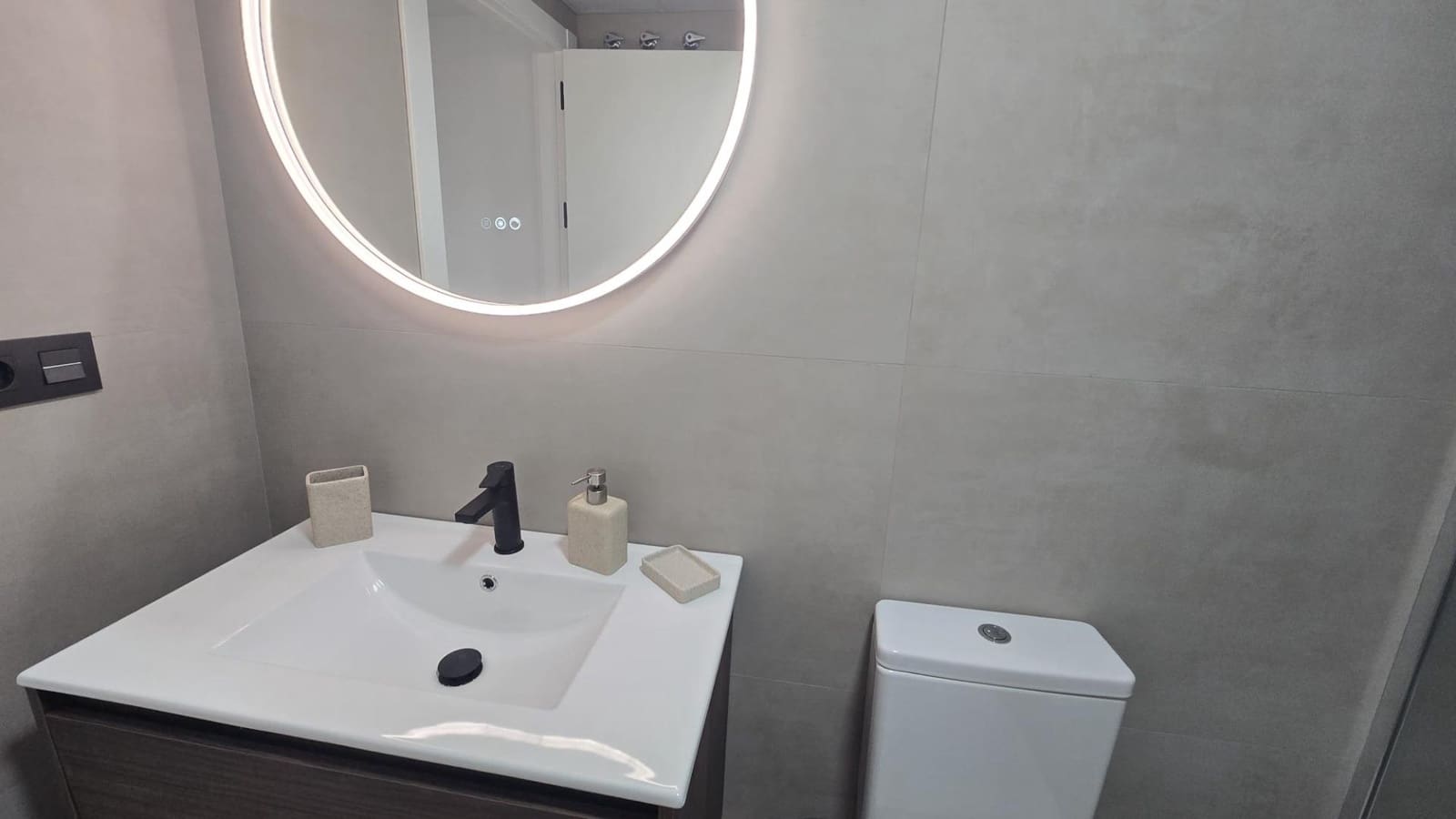 2 Zimmer Penthouse zu verkaufen in Muchamiel / Mutxamel mit Pool - 264.000 € (Ref: 9690600)