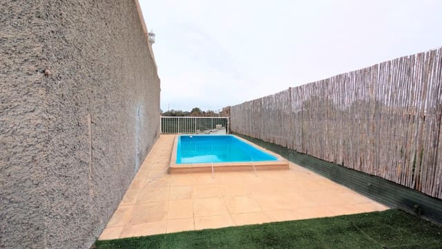 3 Zimmer Villa zu verkaufen in Valverde, Elche / Elx mit Pool - 225.000 € (Ref: 9701624)