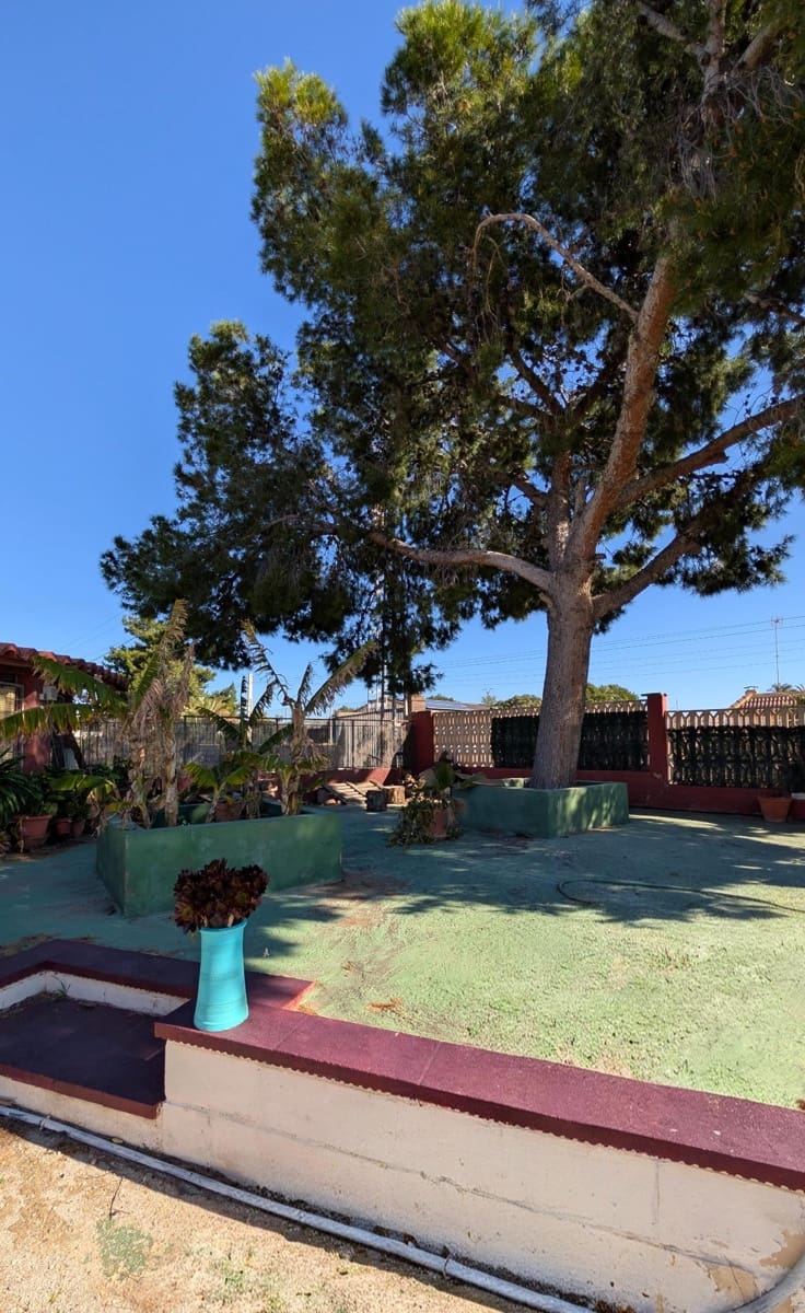 Chalet de 5 habitaciones en Elche / Elx en venta con piscina garaje - 455.000 € (Ref: 9701625)