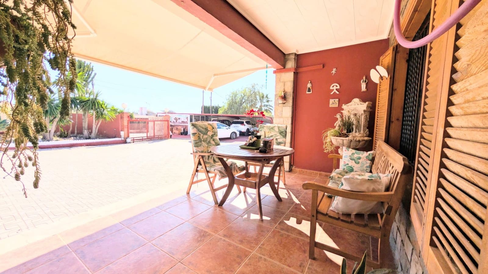 Chalet de 5 habitaciones en Elche / Elx en venta con piscina garaje - 455.000 € (Ref: 9701625)