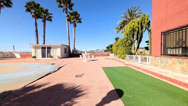 Chalet de 5 habitaciones en Elche / Elx en venta con piscina garaje - 455.000 € (Ref: 9701625)