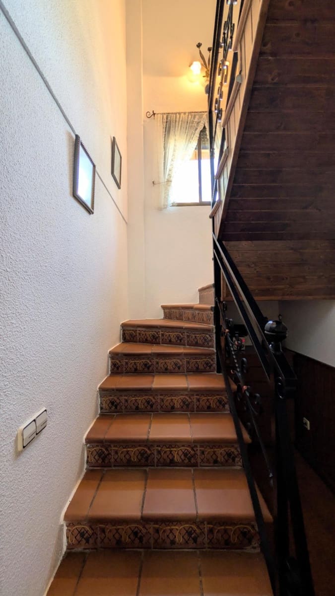 Chalet de 5 habitaciones en Elche / Elx en venta con piscina garaje - 455.000 € (Ref: 9701625)