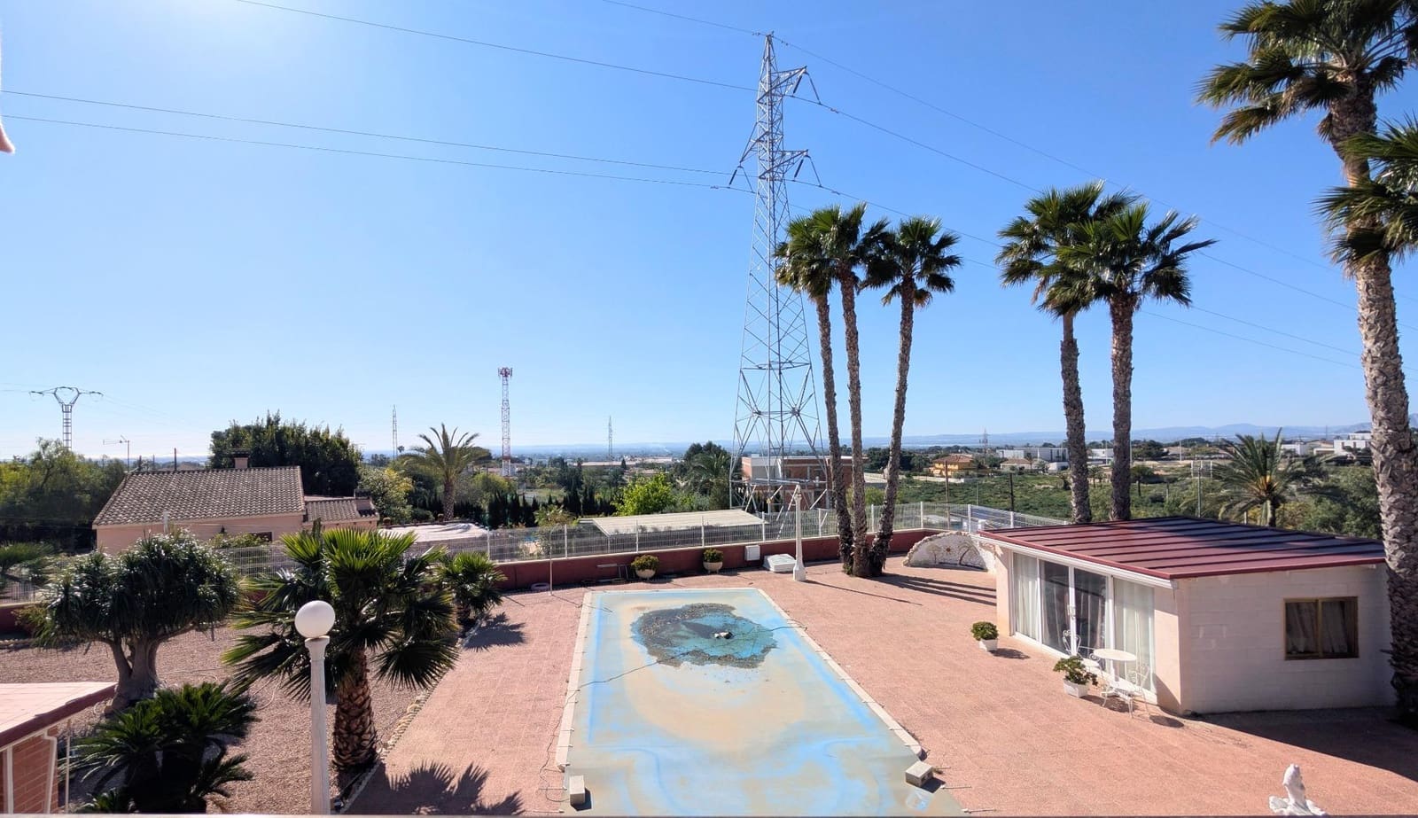 Chalet de 5 habitaciones en Elche / Elx en venta con piscina garaje - 455.000 € (Ref: 9701625)