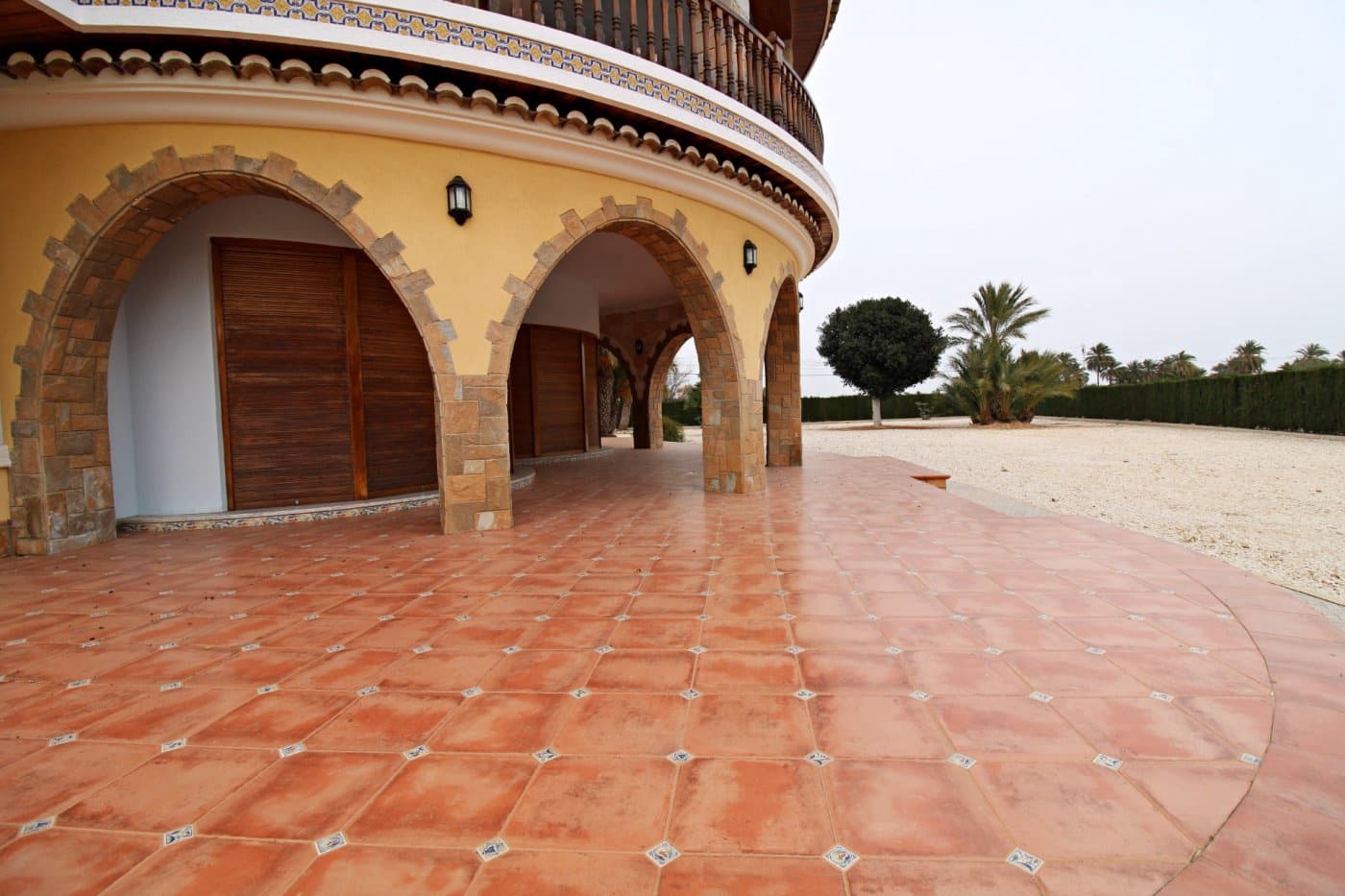 8 Zimmer Villa zu verkaufen in Elche / Elx mit Garage - 840.000 € (Ref: 9735582)