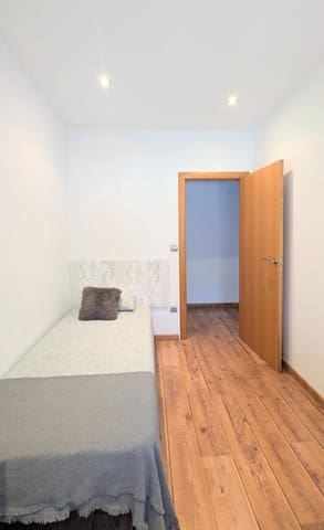 Piso de 3 habitaciones en Elche / Elx en venta - 159.000 € (Ref: 9741738)