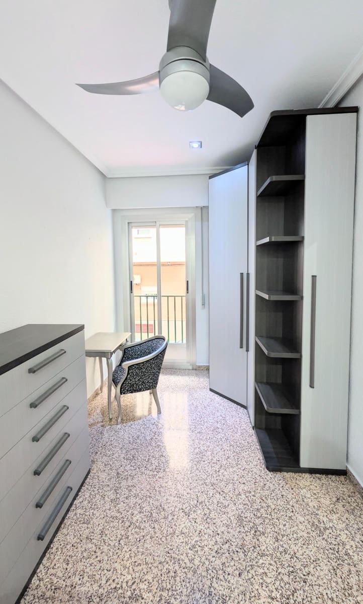 3 soveværelse Lejlighed til salg i Elche / Elx - € 180.000 (Ref: 9761980)