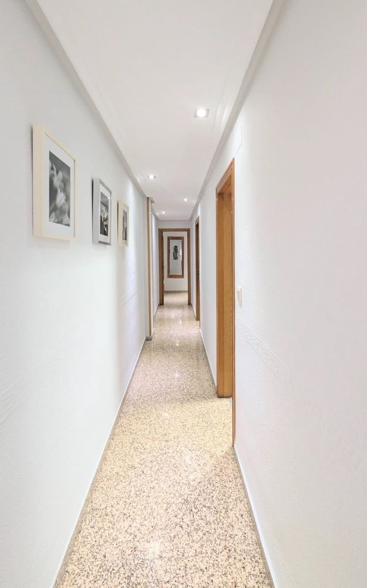 3 soveværelse Lejlighed til salg i Elche / Elx - € 180.000 (Ref: 9761980)