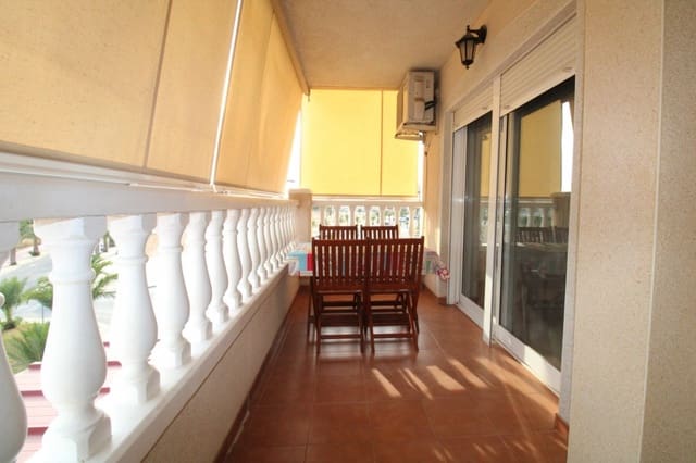 3 slaapkamer Flat te huur in Elche / Elx met garage - € 900 (Ref: 9807954)