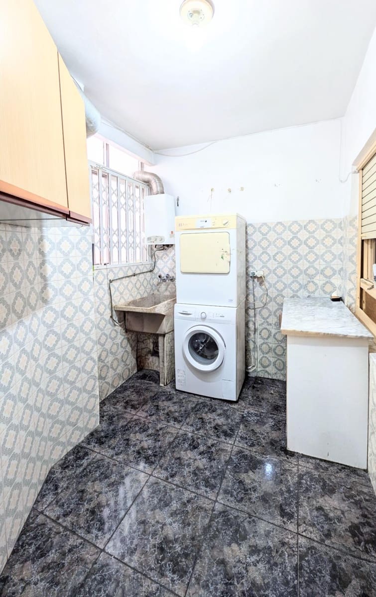 Piso de 3 habitaciones en Elche / Elx en venta - 165.000 € (Ref: 9811578)