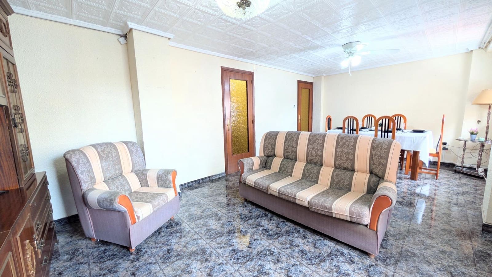 Piso de 3 habitaciones en Elche / Elx en venta - 165.000 € (Ref: 9811578)