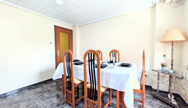 Piso de 3 habitaciones en Elche / Elx en venta - 165.000 € (Ref: 9811578)