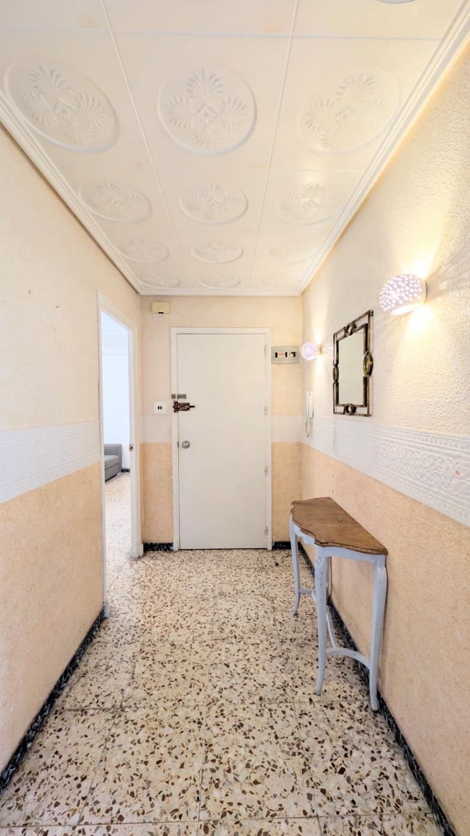 4 slaapkamer Flat te koop in Elche / Elx - € 185.000 (Ref: 9831359)