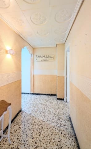 4 slaapkamer Flat te koop in Centro, Elche / Elx - € 185.000 (Ref: 9831359)