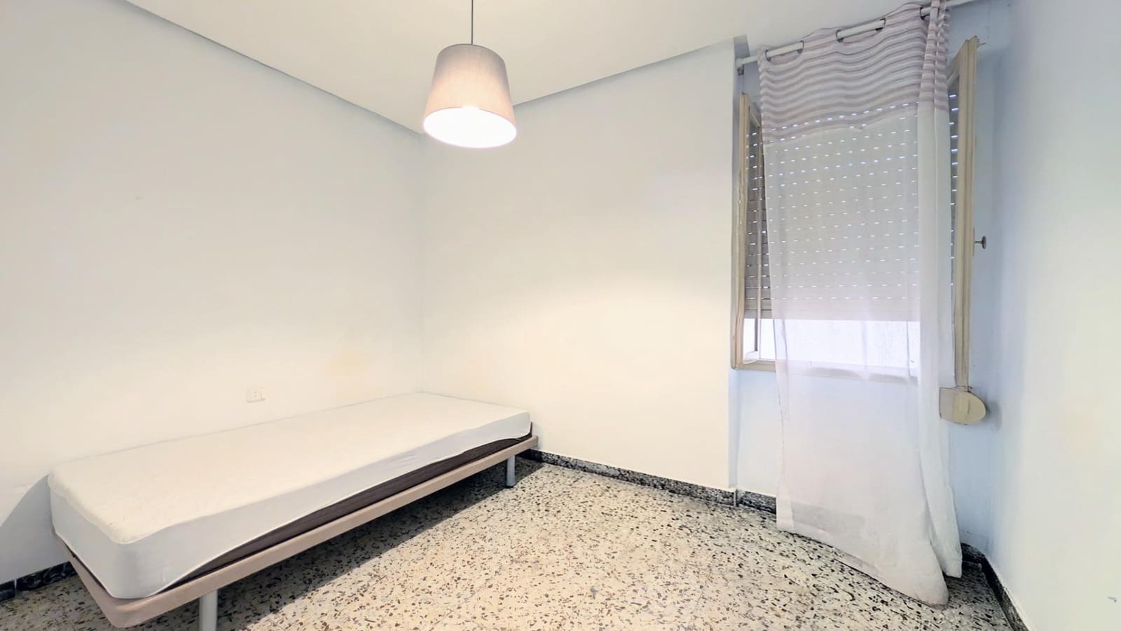 4 slaapkamer Flat te koop in Elche / Elx - € 185.000 (Ref: 9831359)