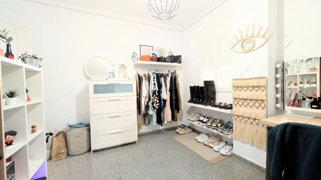 3 soveværelse Lejlighed til salg i Elche / Elx med garage - € 175.000 (Ref: 9831360)