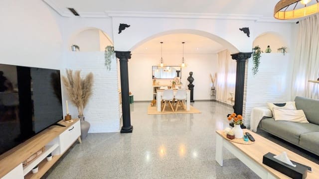 3 soveværelse Lejlighed til salg i Elche / Elx med garage - € 175.000 (Ref: 9831360)