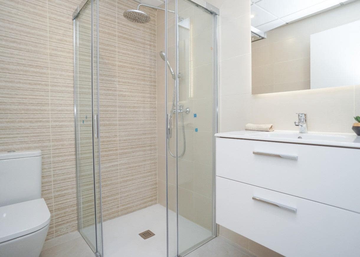 3 soverom Penthouse til salgs i Torrevieja med svømmebasseng - € 540 000 (Ref: 9851759)