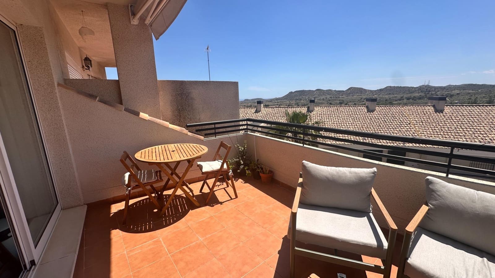 2 slaapkamer Flat te koop in Monforte del Cid met zwembad garage - € 219.999 (Ref: 9876429)