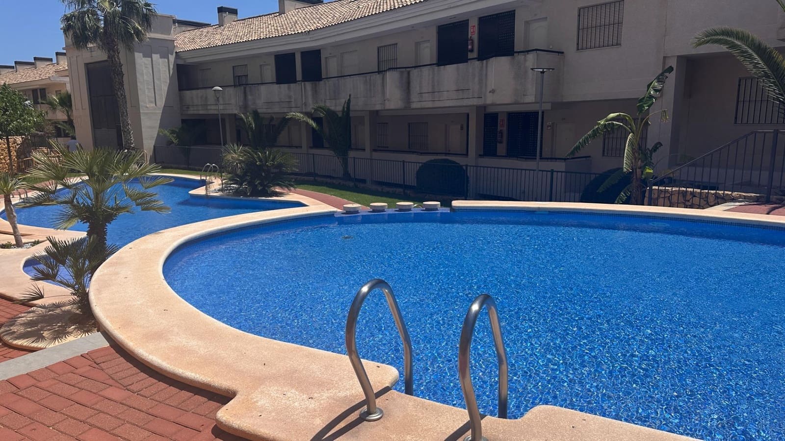 2 slaapkamer Flat te koop in Monforte del Cid met zwembad garage - € 219.999 (Ref: 9876429)