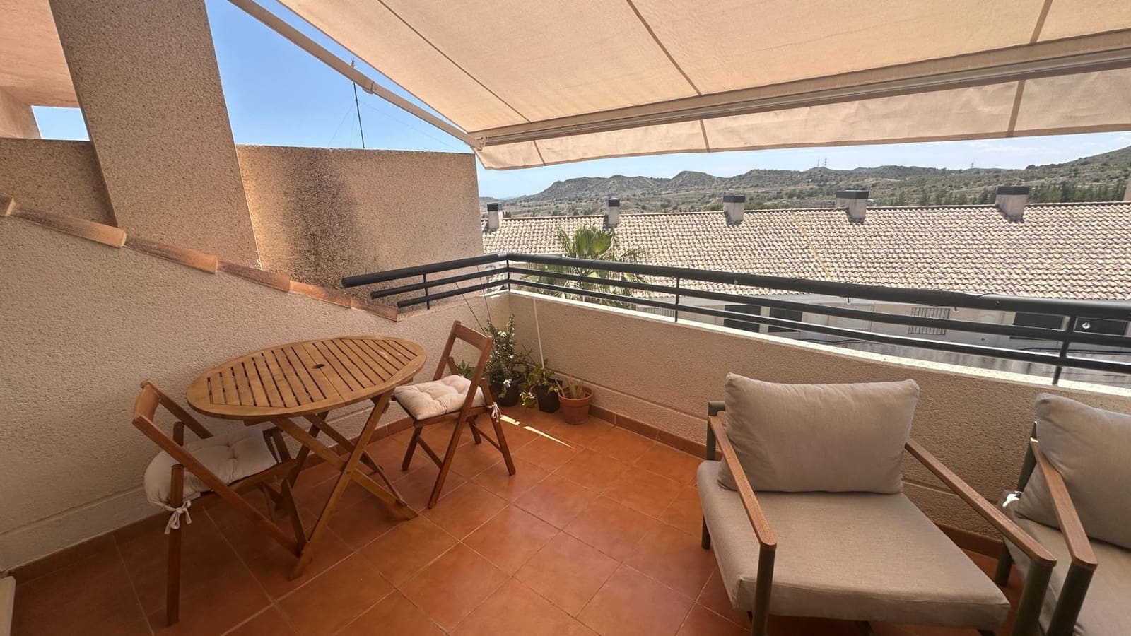 2 slaapkamer Flat te koop in Monforte del Cid met zwembad garage - € 219.999 (Ref: 9876429)