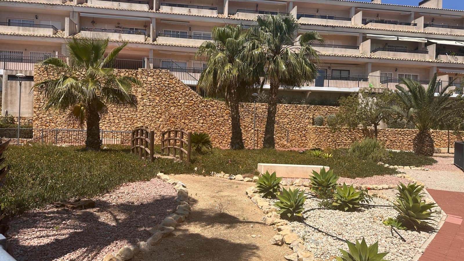 2 slaapkamer Flat te koop in Monforte del Cid met zwembad garage - € 219.999 (Ref: 9876429)