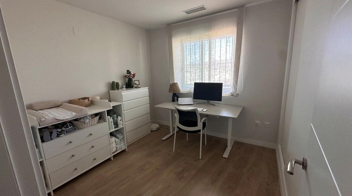 2 slaapkamer Flat te koop in Monforte del Cid met zwembad garage - € 219.999 (Ref: 9876429)