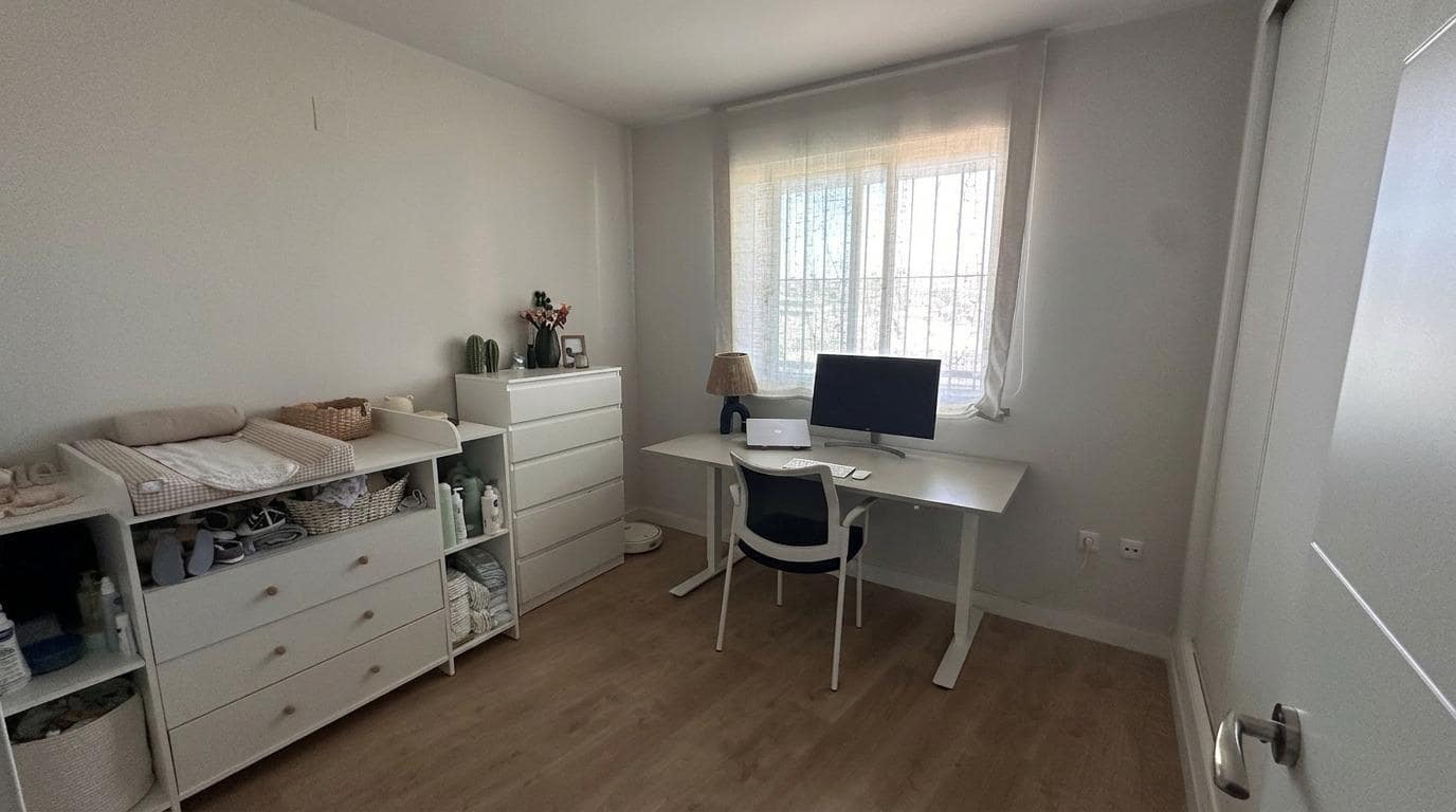 2 slaapkamer Flat te koop in Monforte del Cid met zwembad garage - € 219.999 (Ref: 9876429)