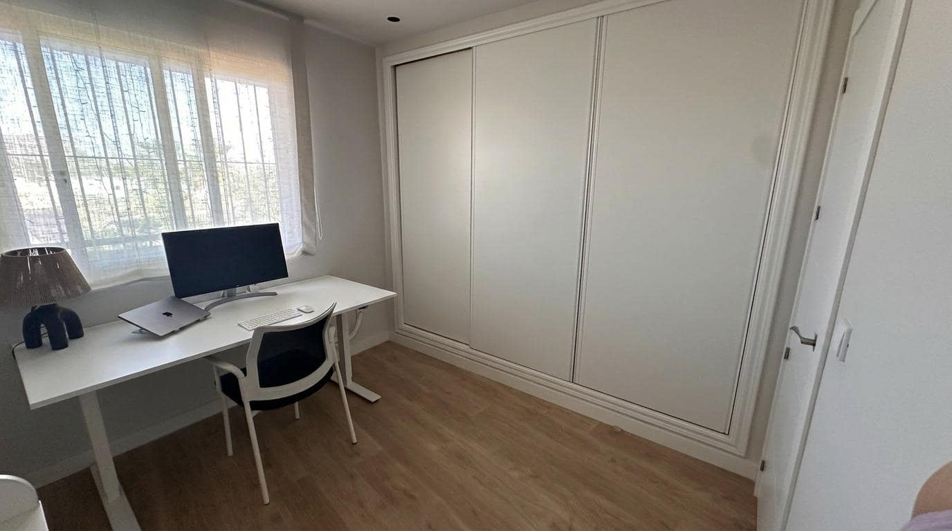2 slaapkamer Flat te koop in Monforte del Cid met zwembad garage - € 219.999 (Ref: 9876429)